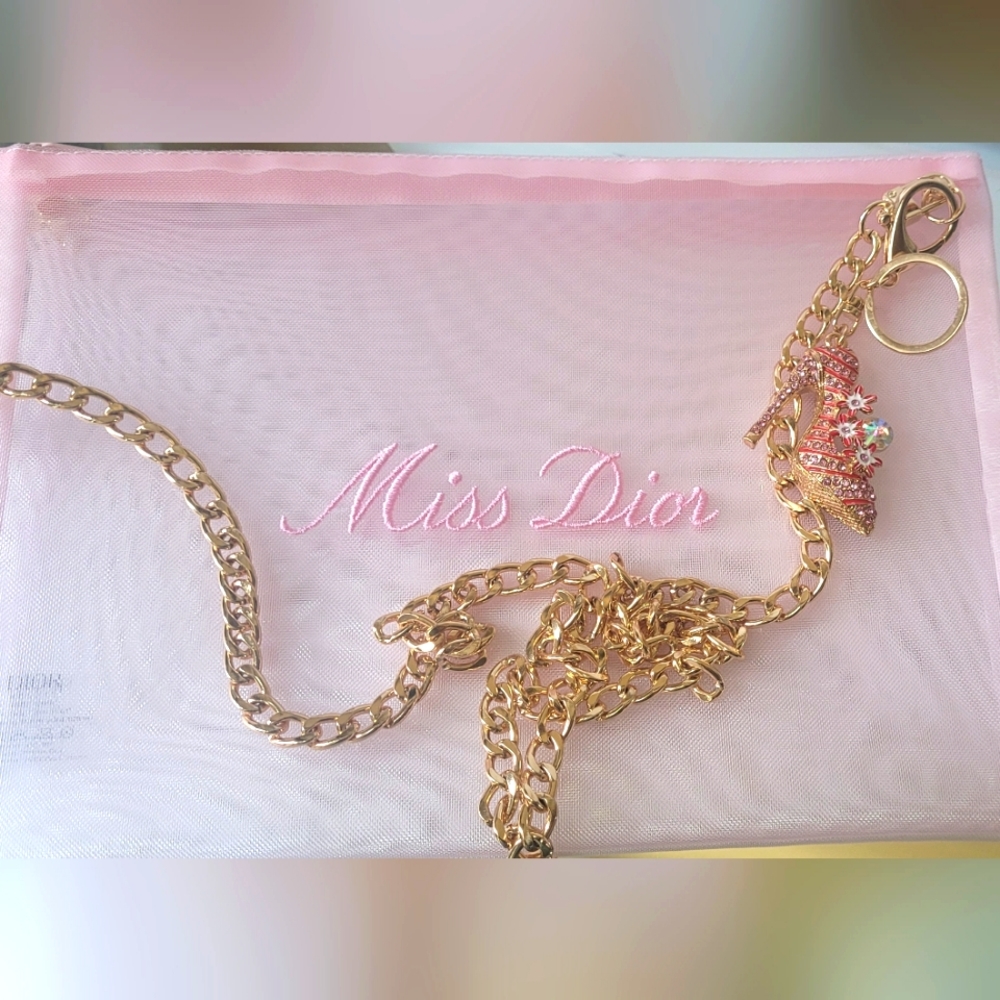 Dior - Picture 6 of 10